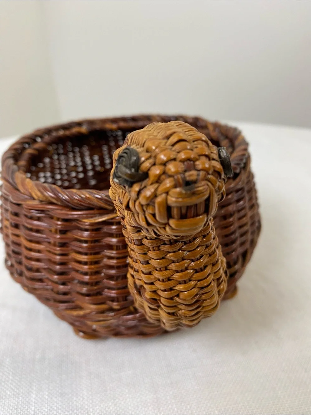 Vintage Wicker/Woven Turtle Basket